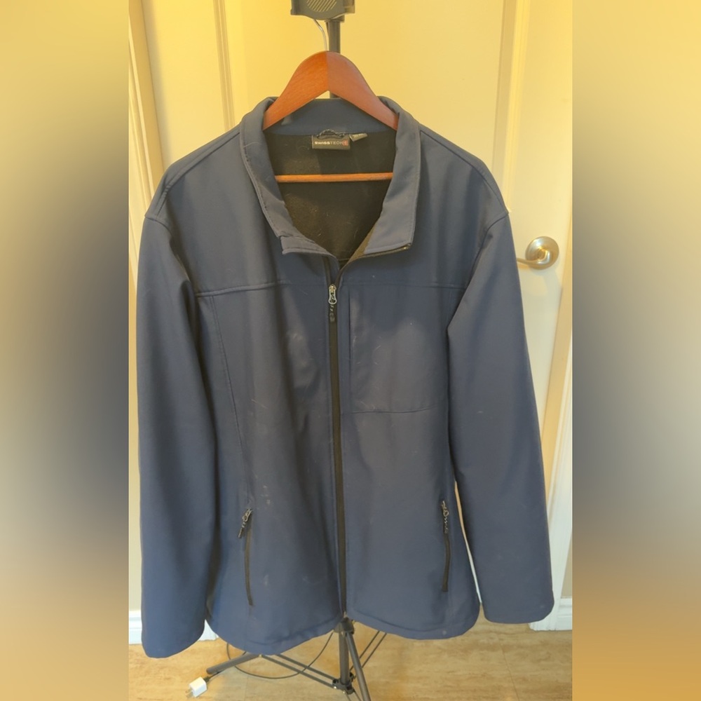 SwissGear Men's Deep Blue Lightweight Jacket